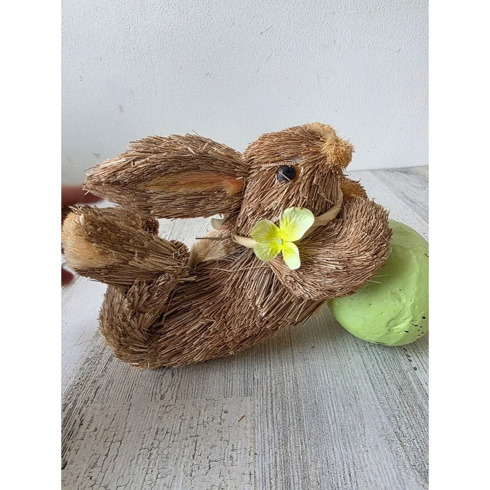 Vintage bottle brush Easter bunny rabbit egg spring sisal figurine decor‎